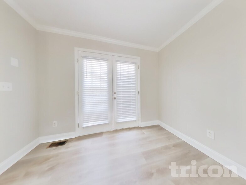 Building Photo - 104 Legend Creek Hollow