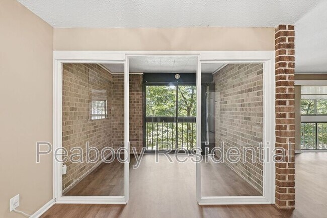 Building Photo - 1570 Moorings Dr