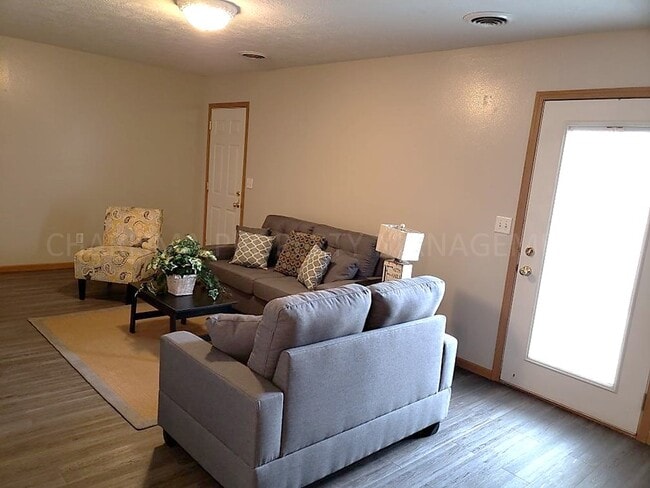 Primary Photo - 300 Scott Pl