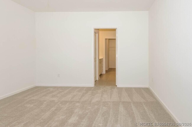 Building Photo - 747 Carlyle Wy