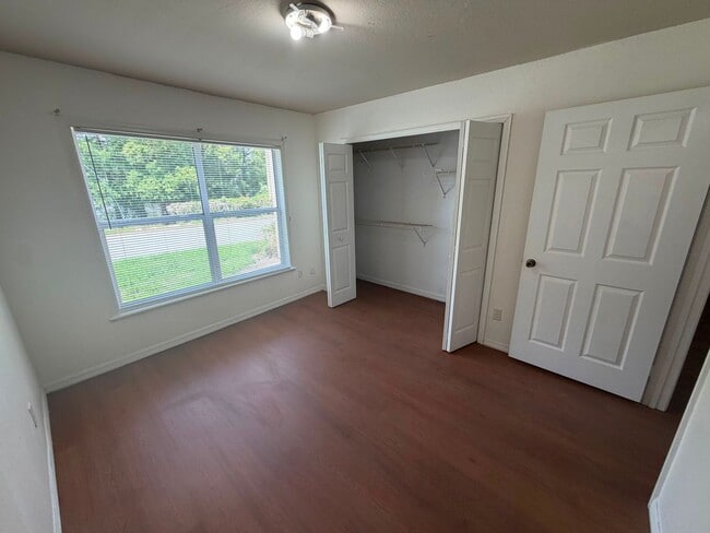 Building Photo - 7605 Pissarro Dr