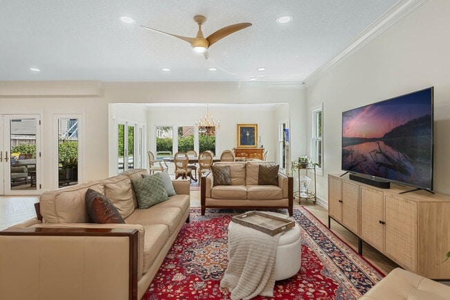 Building Photo - Renovated 3/3 Pool Home home in the heart of Delaney Park of Downtown Orlando