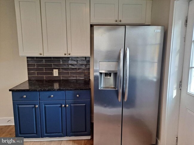 Building Photo - 1100 Green St