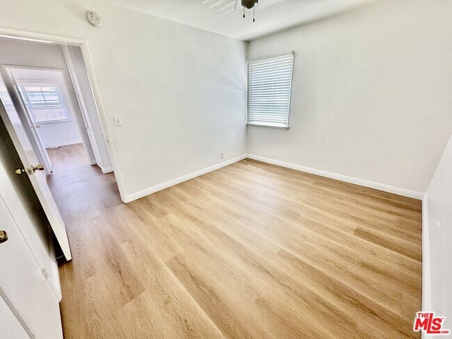 Building Photo - 3713 Selby Ave