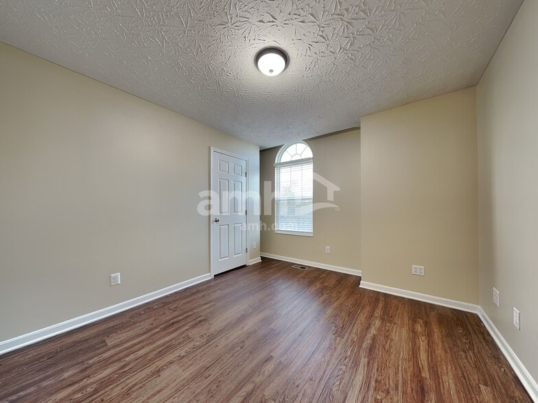 Building Photo - 7207 Rachaels Run