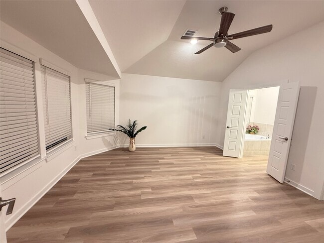 Building Photo - 3339 Silvery Bryum Dr