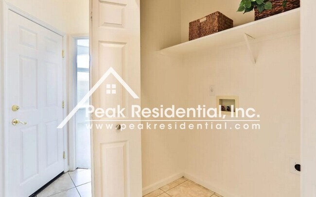 Building Photo - Spacious Elk Grove 4bd/2ba Home with 2 Car...