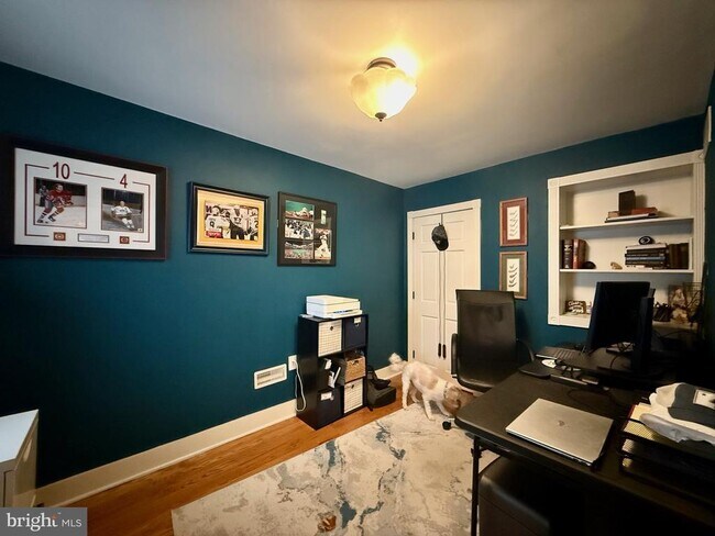 Building Photo - 2623 W 18th St