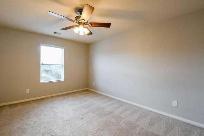Building Photo - 4819 Fair Oak Dale Ln