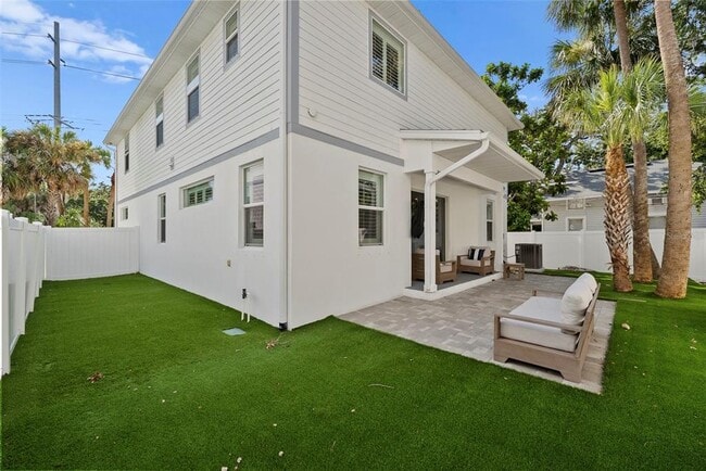 Building Photo - 5834 S MacDill Ave