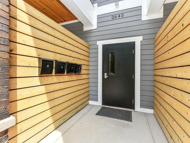 Building Photo - 2645 N College Ave