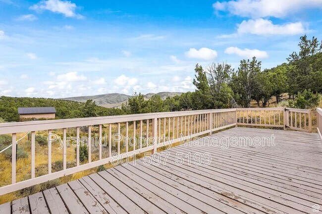 Building Photo - 14600 S Shaggy Mountain Rd