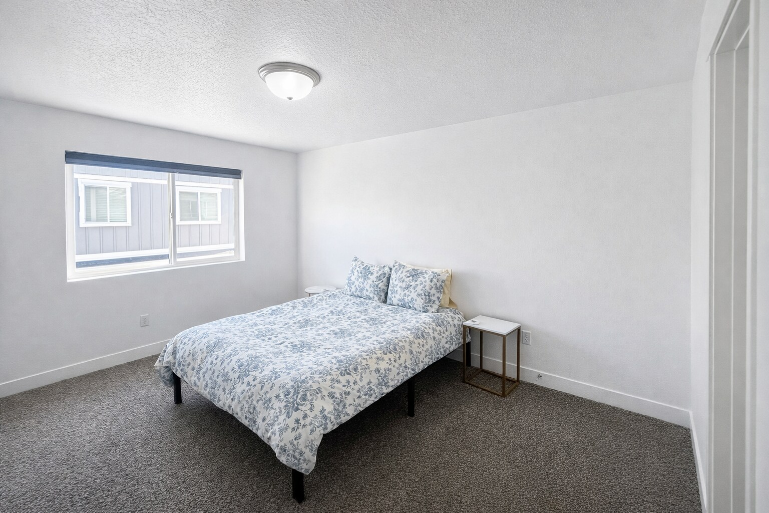 Building Photo - 8655 N Oakridge Aly