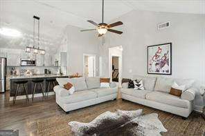 Primary Photo - 1384 Lanvale Dr SW