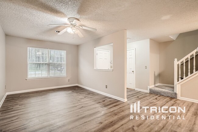 Building Photo - 1305 Maple Valley Ct