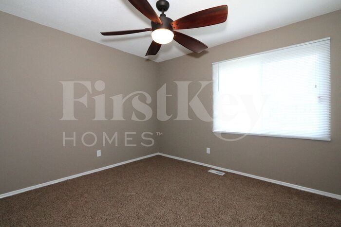 Building Photo - 2335 Bramble Ln