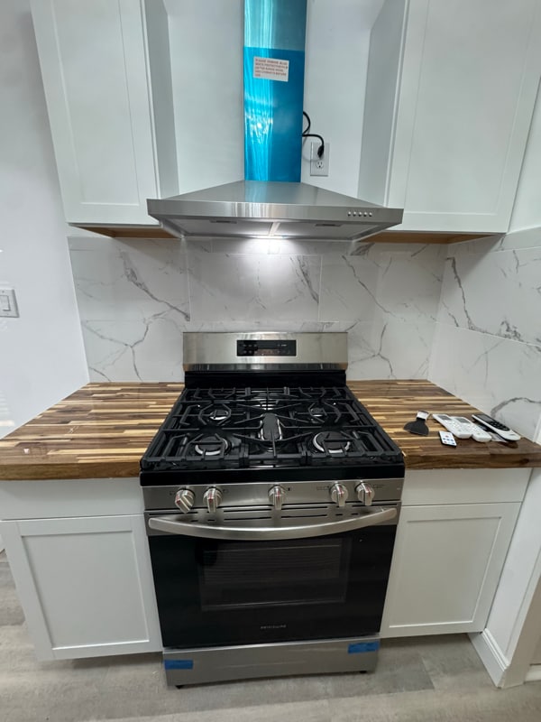 Building Photo - 1821 Jenkins Ave