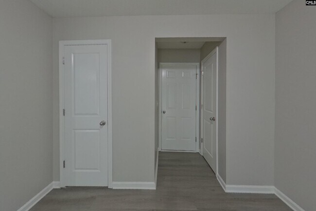 Building Photo - 344 Longfellows Ln