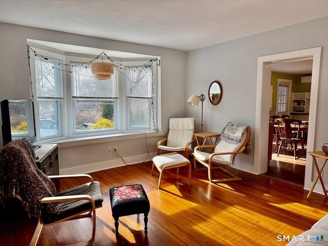 Building Photo - 120 Bloomingdale Rd