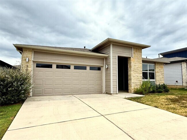 Building Photo - 3013 Louris Ln