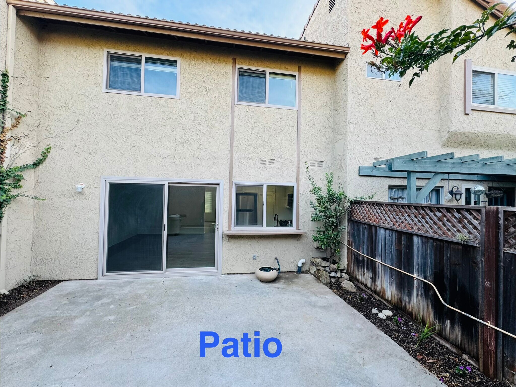 Building Photo - 1010 Bailard Ave