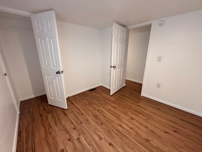 Building Photo - Newly Remodeled Manufactured Home