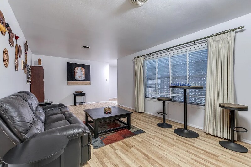 Building Photo - 3710 Skylark Ave