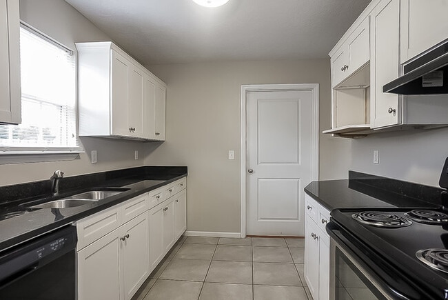 Building Photo - Charming 3 Bedroom in Grovetown, GA