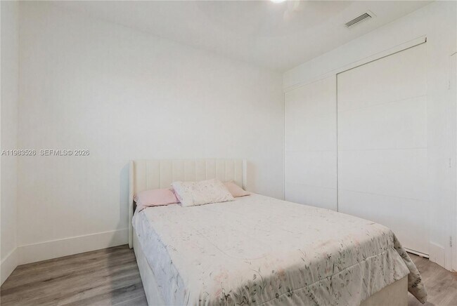 Building Photo - 12735 SW 49th Ct