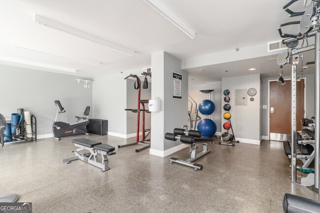 Building Photo - 1130 Piedmont Ave NE