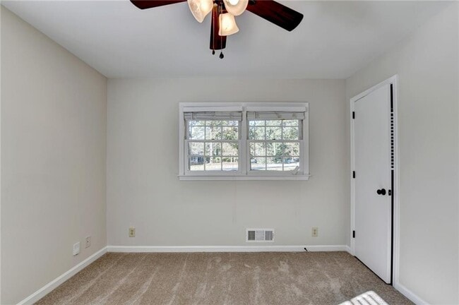 Building Photo - 478 Dorsey Cir SW