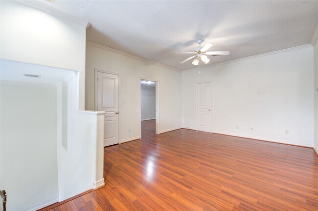 Building Photo - 2915 Monet Dr