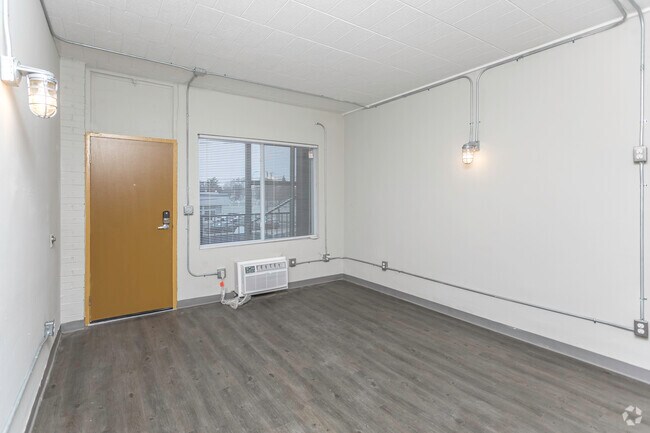 1BR, 1BA - 425 SF - Ferndale Flats on Woodward