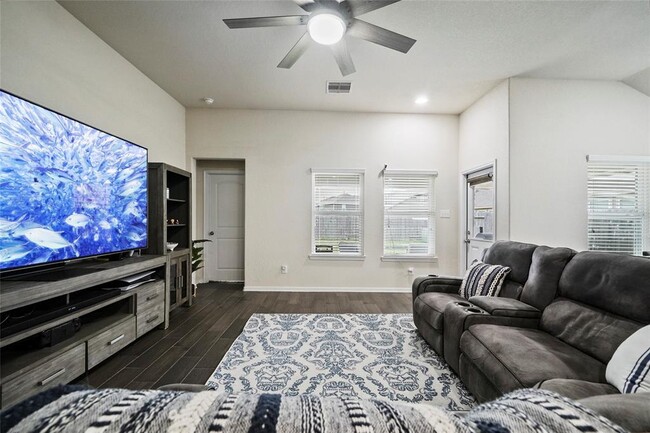 Building Photo - 2520 Quartz Trail