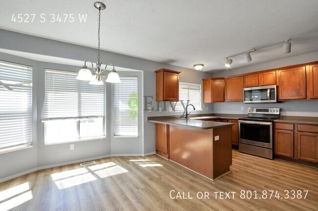 Building Photo - 4527 S 3475 W