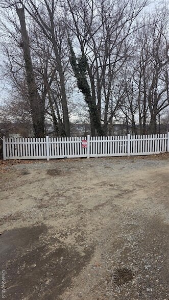 Building Photo - 62 Gibson Pl