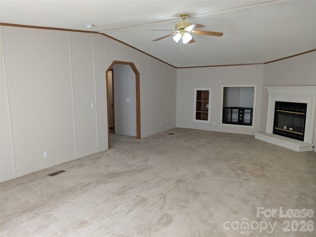 Building Photo - 338 Weathers Creek Rd