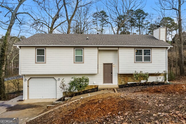 Building Photo - 2488 Carol Cir