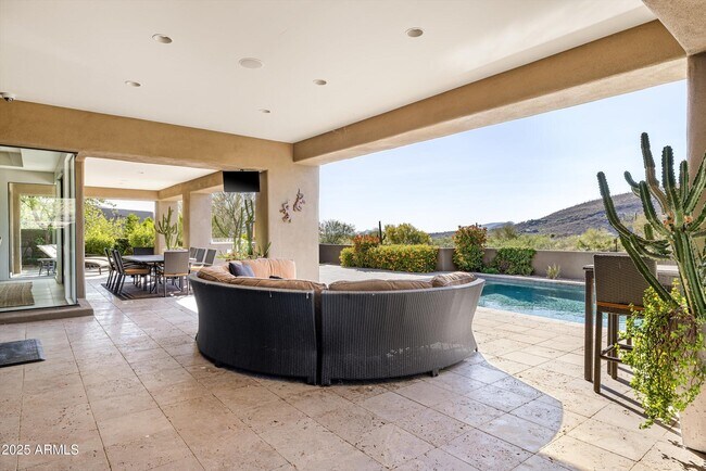 Building Photo - 9894 E Miramonte Dr