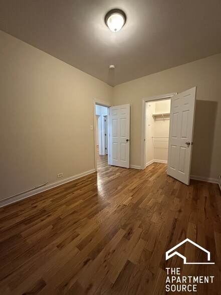 Building Photo - 1319 Oak Ave