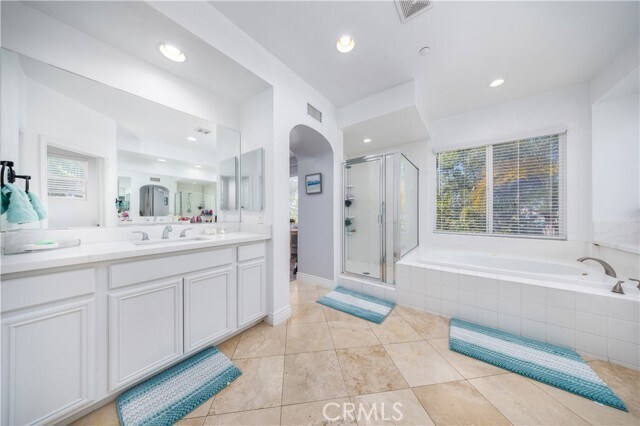 Building Photo - 5457 Martingale Way