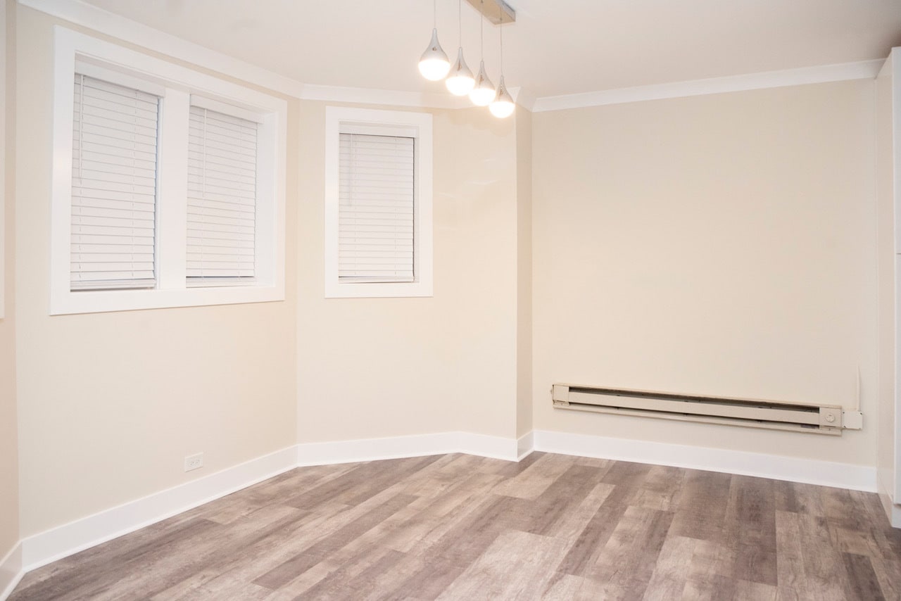 Building Photo - 3837 N Greenview Ave