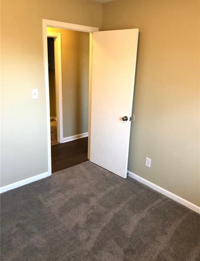 Bedroom 2 - 1520 Western Dr