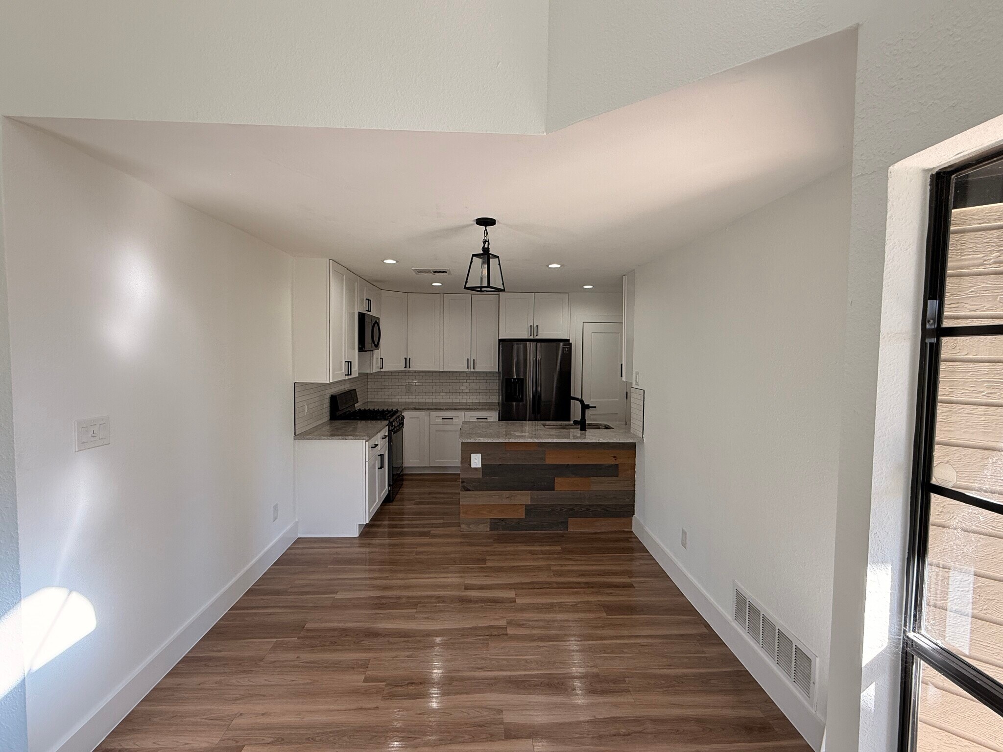 Building Photo - 12340 Little Emily Way