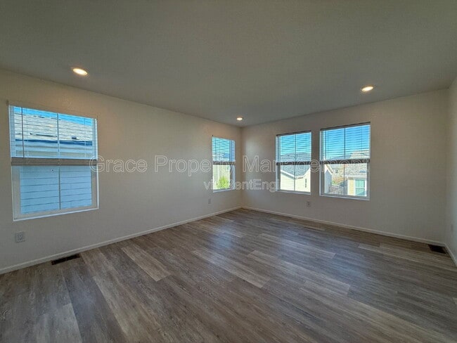 Building Photo - 5926 N Orleans St