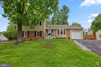 Building Photo - 8815 Tuckerman Ln