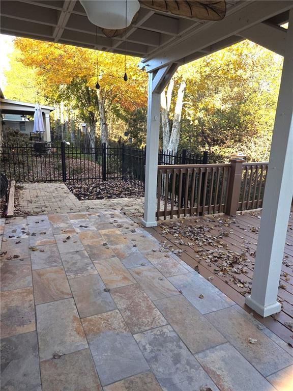 Building Photo - 6275 Brookside Ln