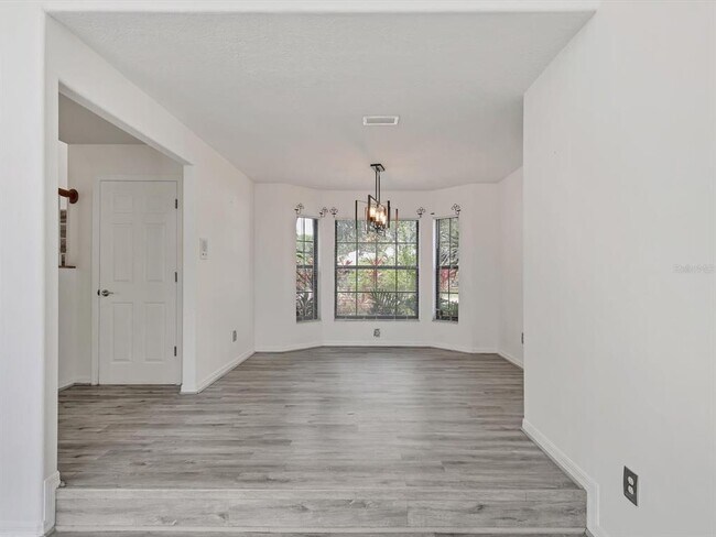 Building Photo - 13634 2nd Ave NE