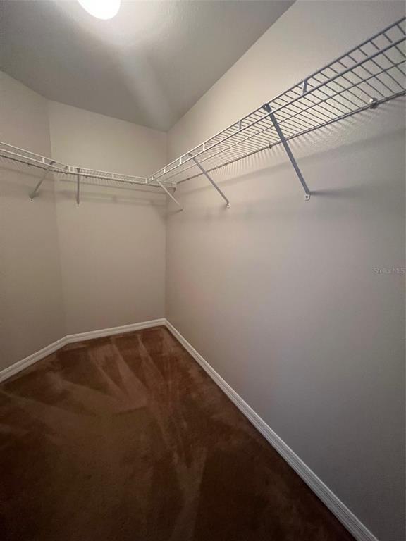 Building Photo - 670 Island Way