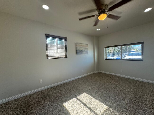 Building Photo - 3BR/2BA HOME available NOW in FLETCHER PAR...